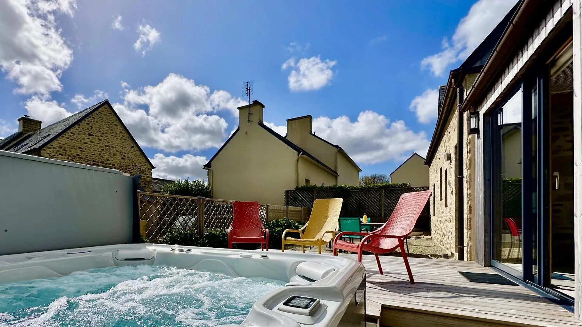 Villa Deux Gites A La Campagne 14 Pers Piscine Jacuzzi Bourg-Blanc Fransa